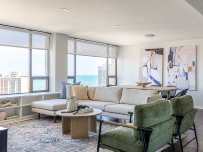 Luxury Designer Penthouse West |Pool| Gold Coast