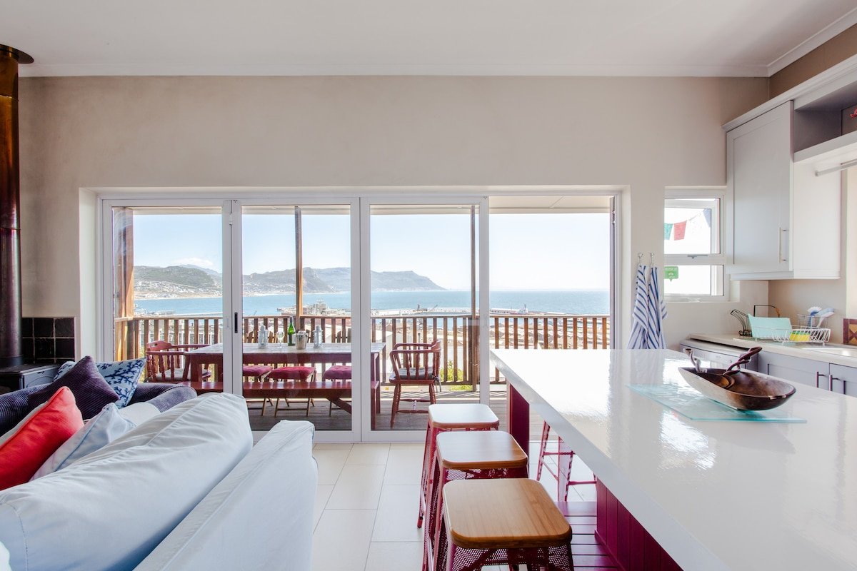 Grosvenor House 8 sleeper home gallery image 2