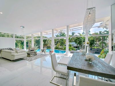 Exclusive Waterfront Tropical House ~ Pool ~