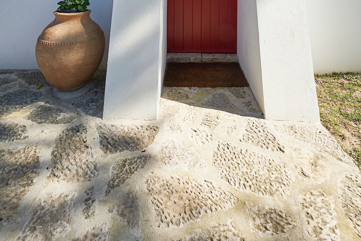 Domus Quieta w/pool, garden & pinewood near beach gallery image 5