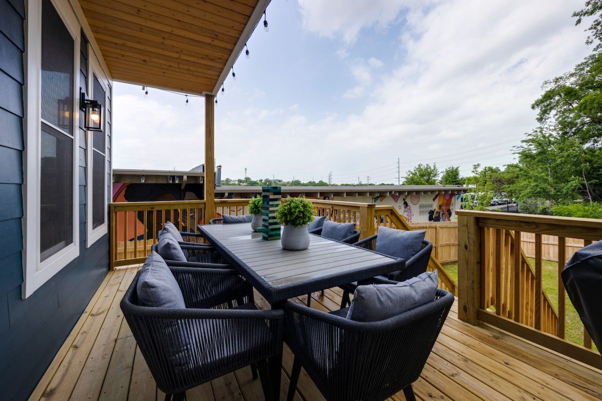 The Nation’s Finest | Private Rooftop + Patio gallery image 5