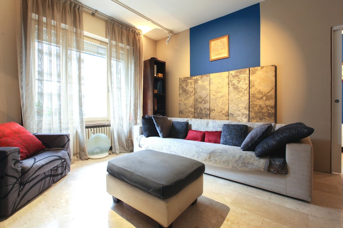 The Ballet House | 3BR/2BA flat with Free Parking gallery image 2