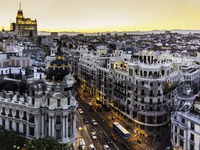 Huge apartment in the Heart of Madrid (Gran Vía)