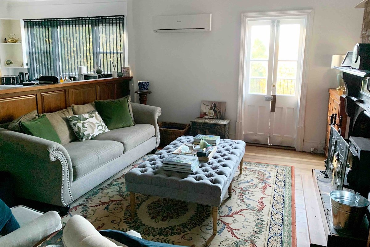 Chelsdon Cottage ~ 400 meters to town gallery image 5