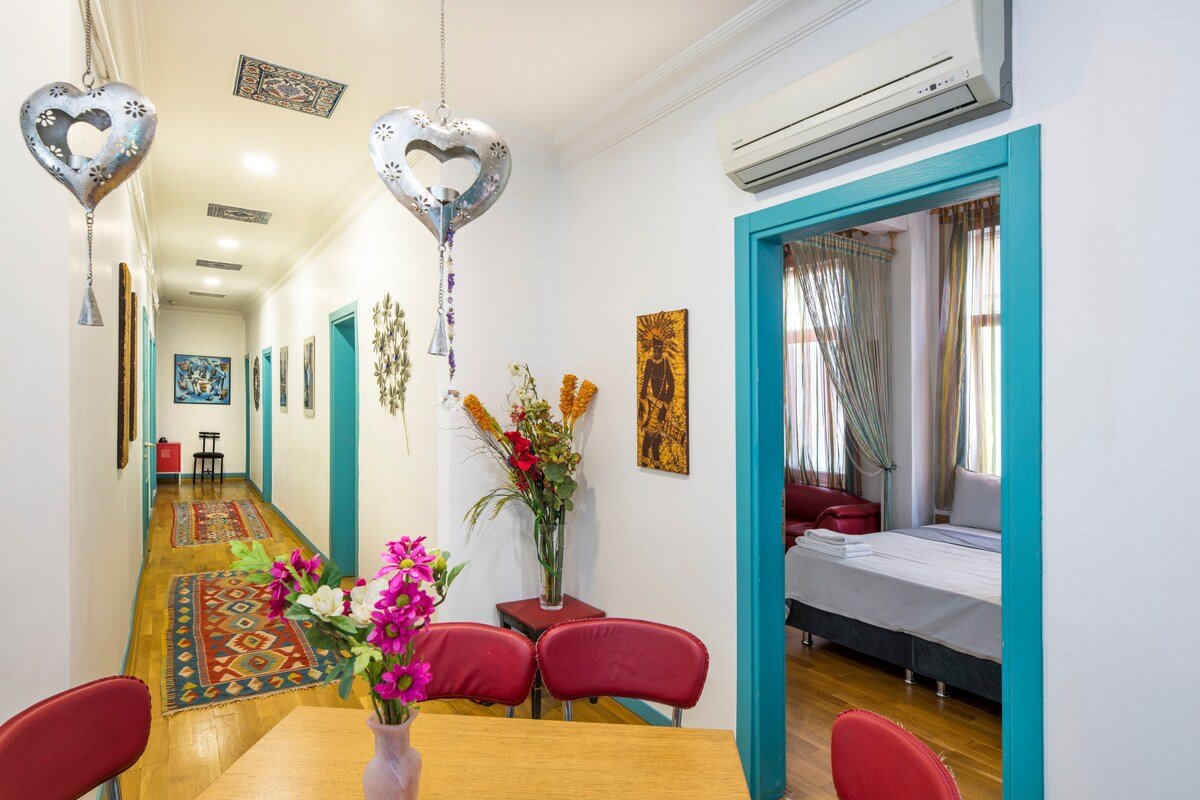 Anatolian BreeZe- 5AC- Central. In Galata Tower gallery image 4