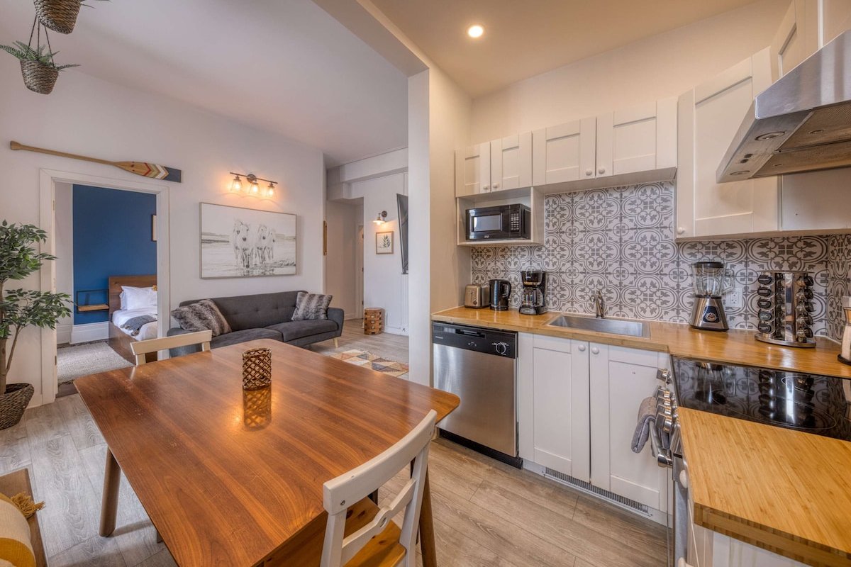 Remparts 2 Bed with Views Private Terrace & Sauna gallery image 4