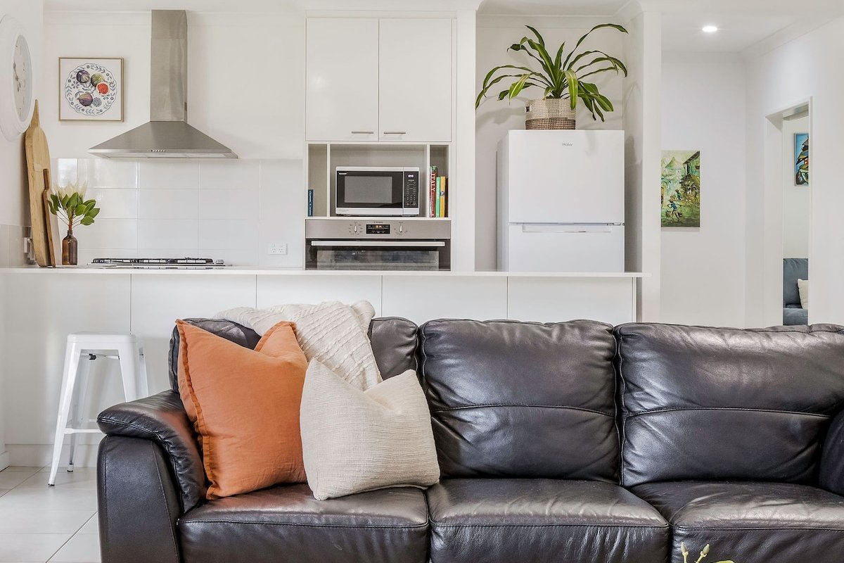 Rivendell Villa 8 – Rivendell Winery Estate gallery image 5