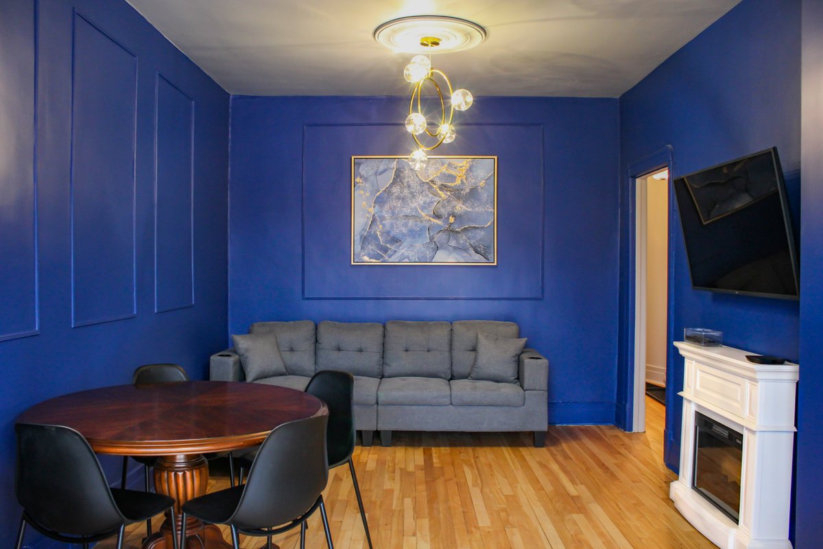 Le Fusion Montréal | Subway | AC | Parking ($)