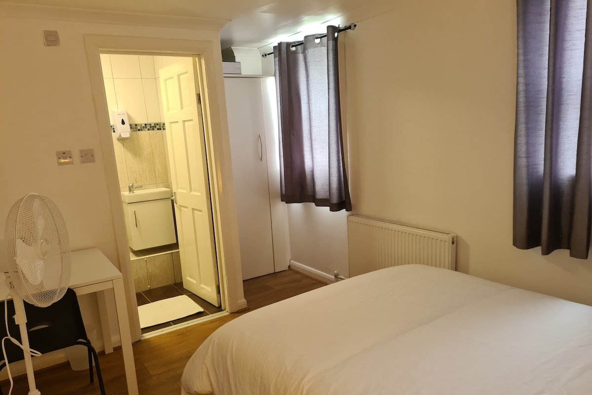 Lovely 4 bedroom house in Se17 2qs London. gallery image 5