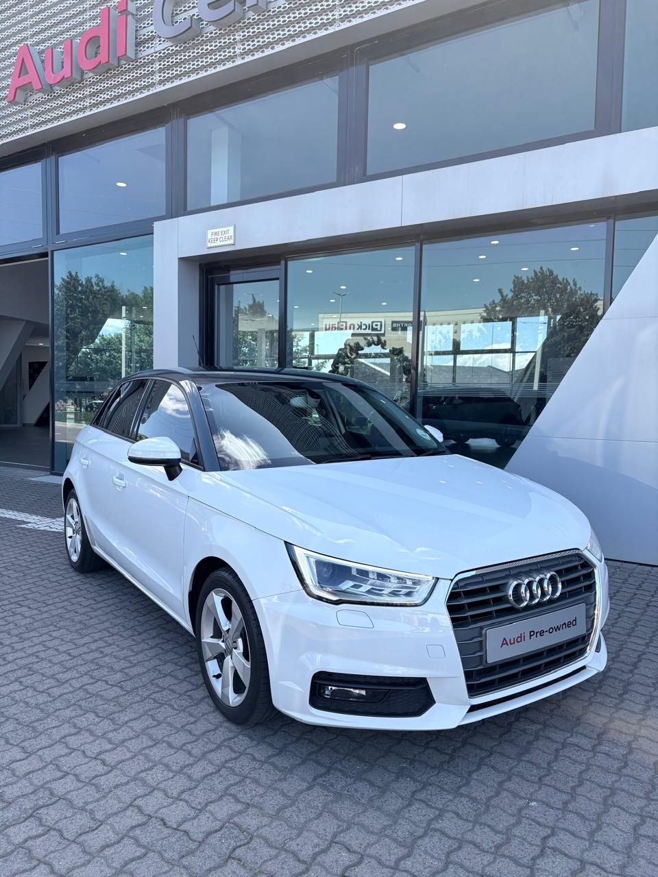AUDI A1 SPORTBACK 1.0T FSI SE STRONIC for Sale in South Africa