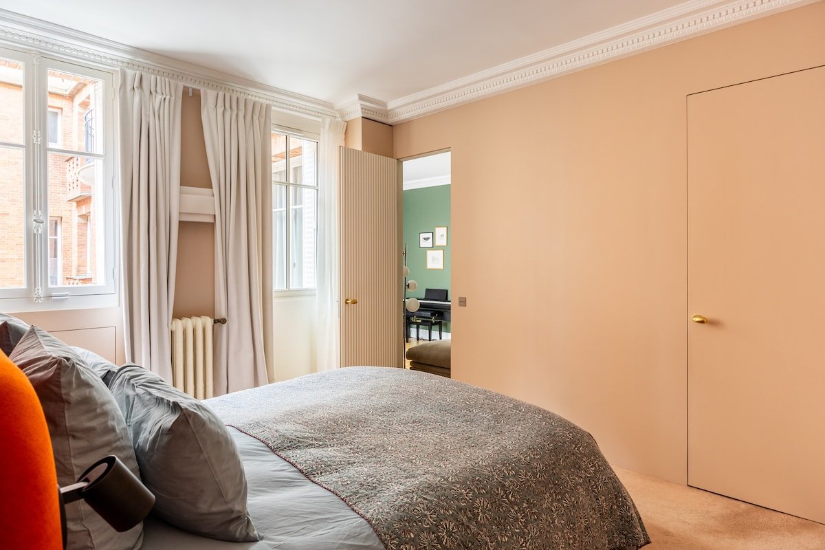 Paris Raspail gallery image 2