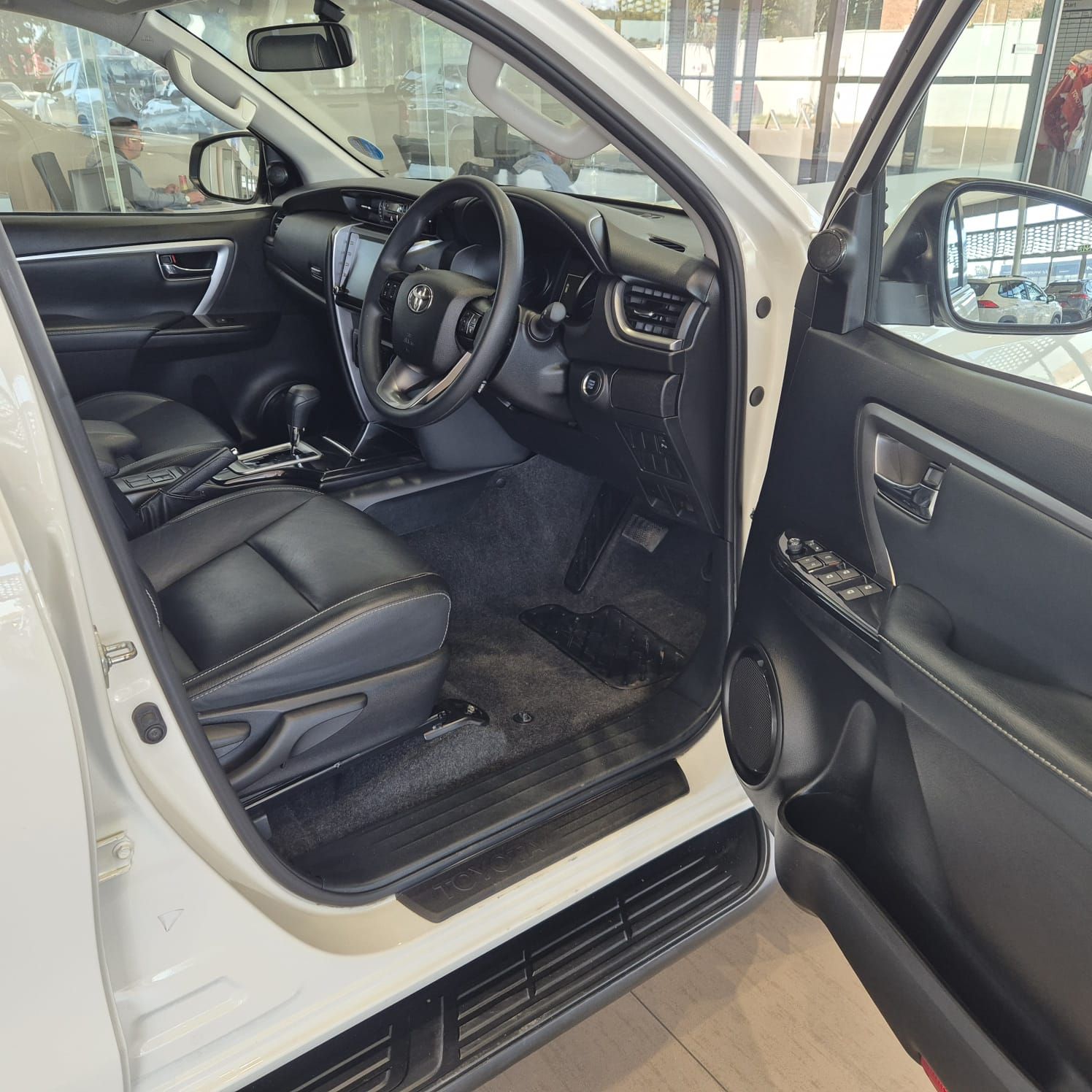 Used car gallery
