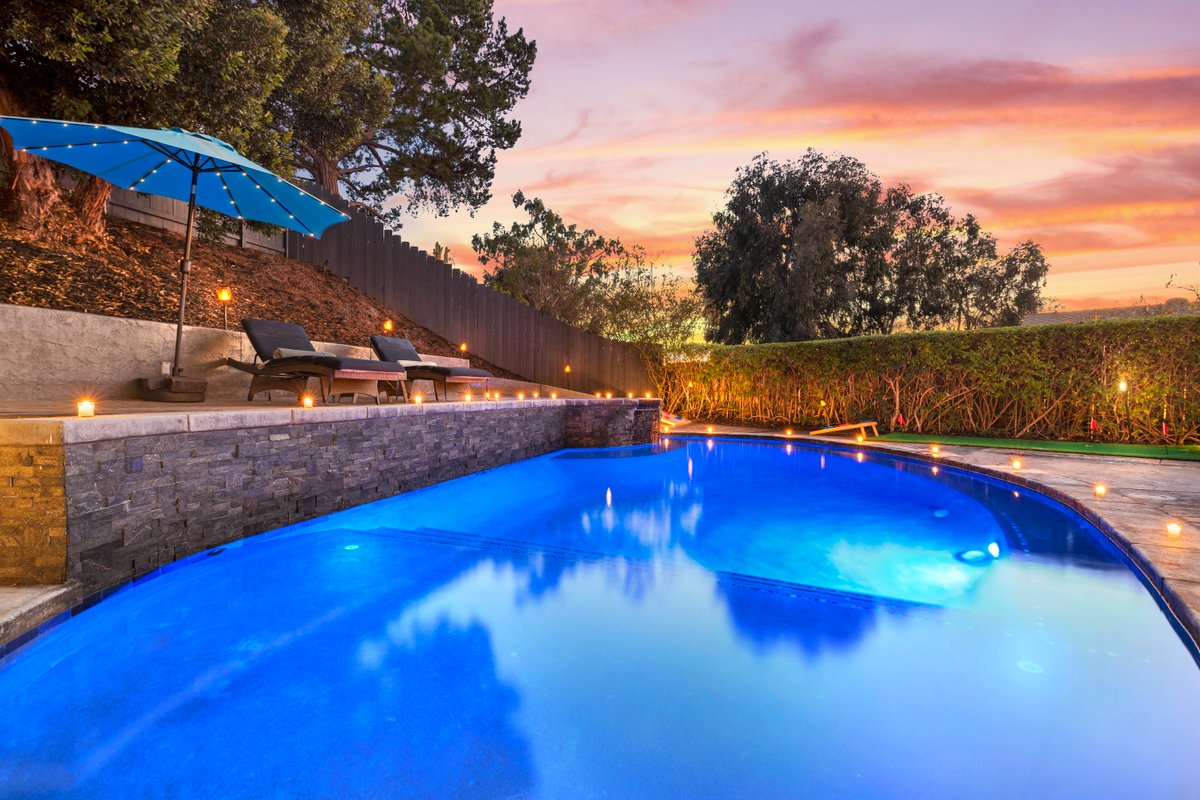 Magnificent 4BR Pool and Spa w/ Sauna