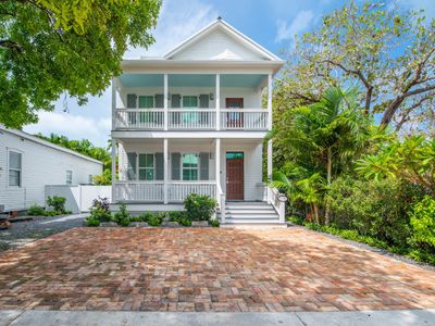 The Rigby House – Pool, One block from Duval St