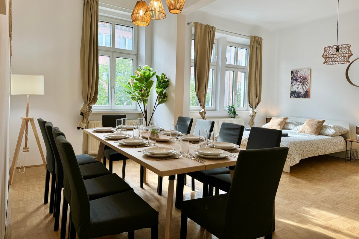 130 m2 | Spacious | Free Parking