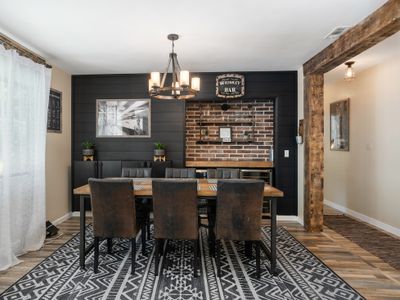 126 Chic Valley Village Home-Pool Near Universal