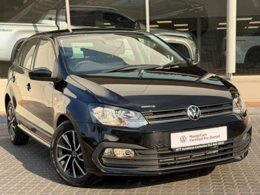 VOLKSWAGEN TRANSPORTER KOMBI 2.0TDi LIFE  for Sale in South Africa