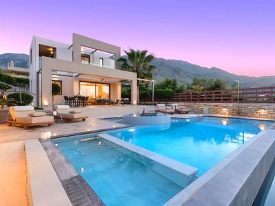 Minoas Sky Villa Heated Pool