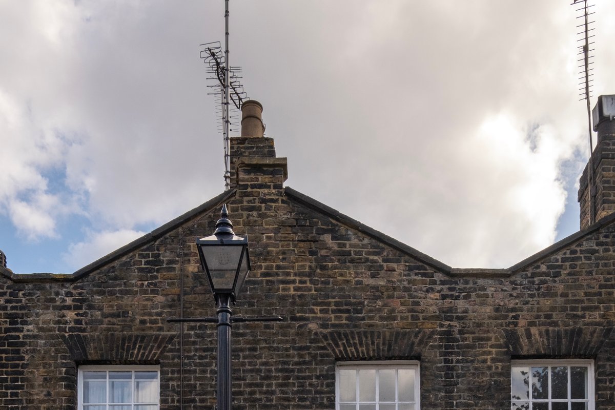 “Classic British Manor”