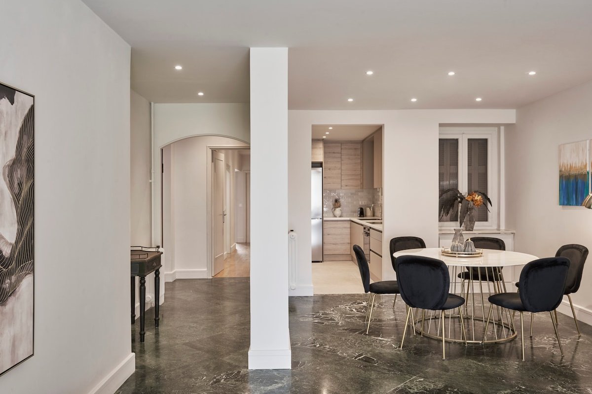 Chic n Bright 3Bd Apt with Hilton View gallery image 4