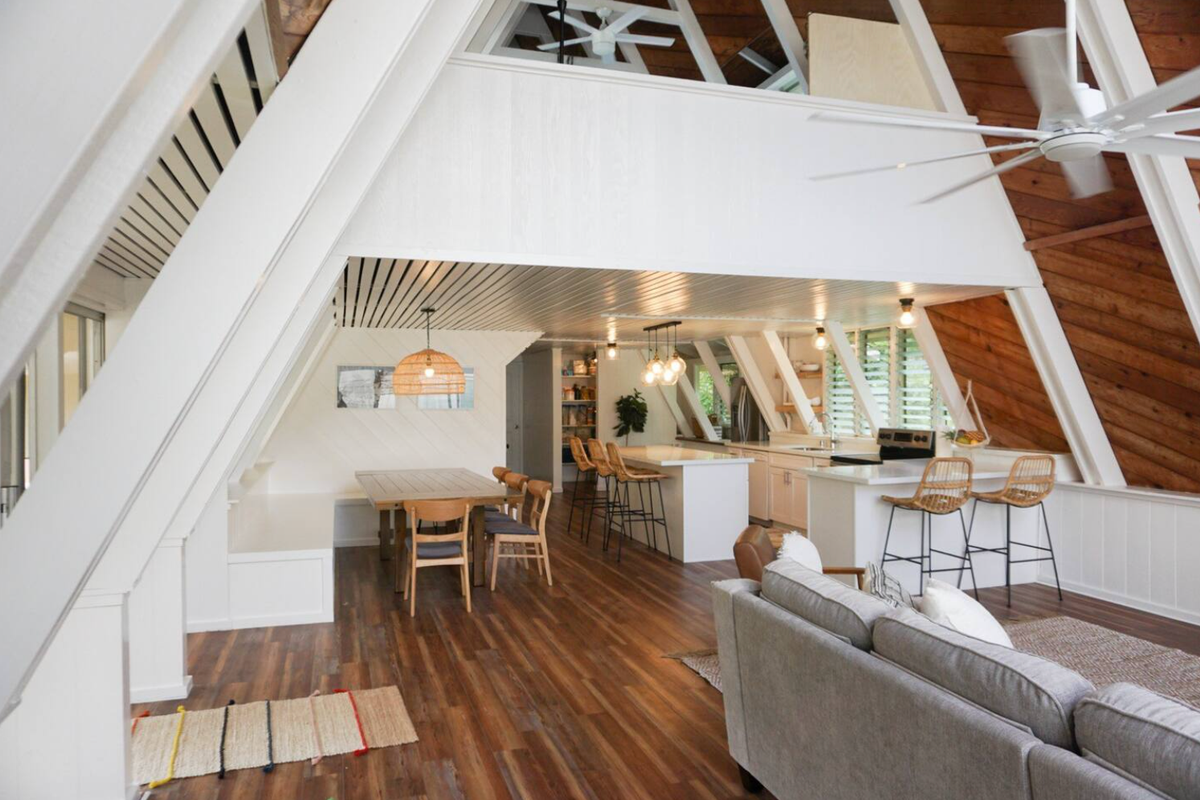 Beach Bungalow – 50 yards to beach – secluded