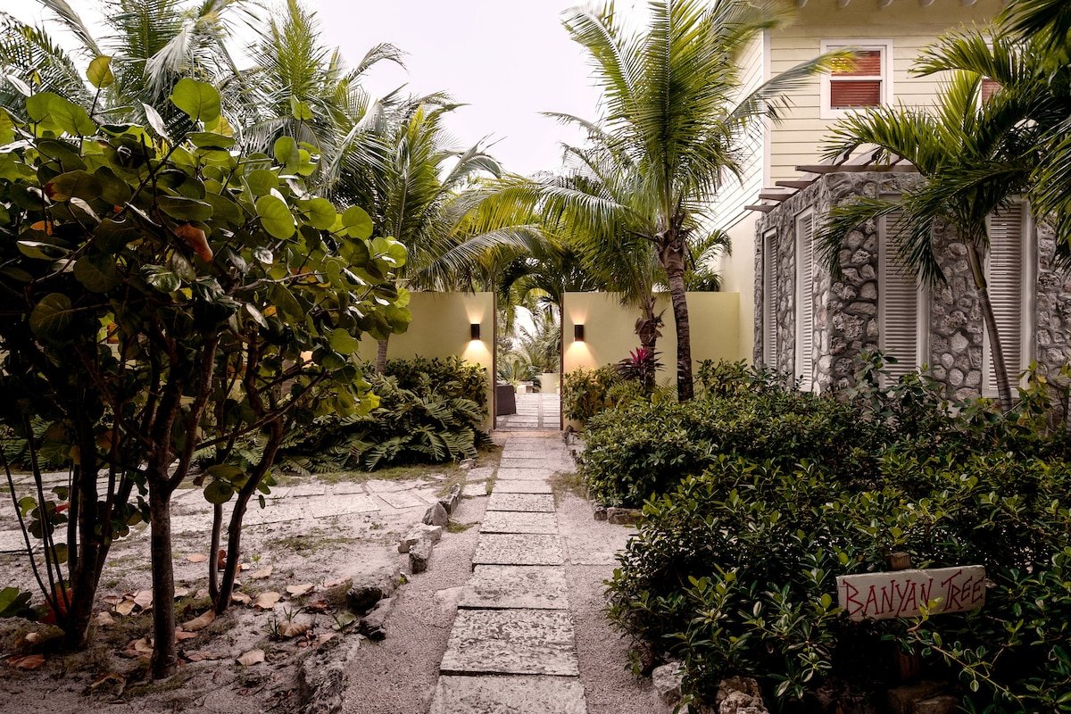 Banyan Tree gallery image 3