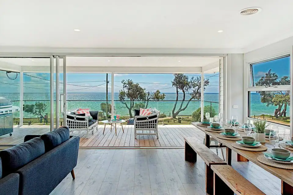 Beach Front Haven with 180 Degree Views
