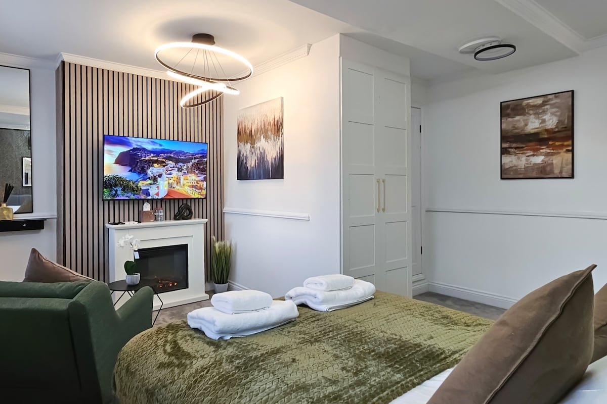 2 Bedroom Flat in Paddington gallery image 3