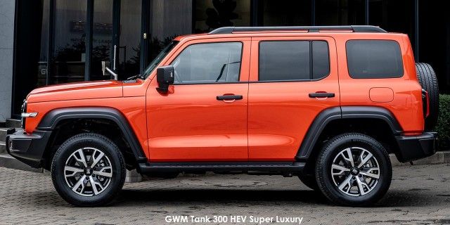 GWM TANK 300 2.0T ULTRA LUXURY HYBRID 4X4 A/T - 7 