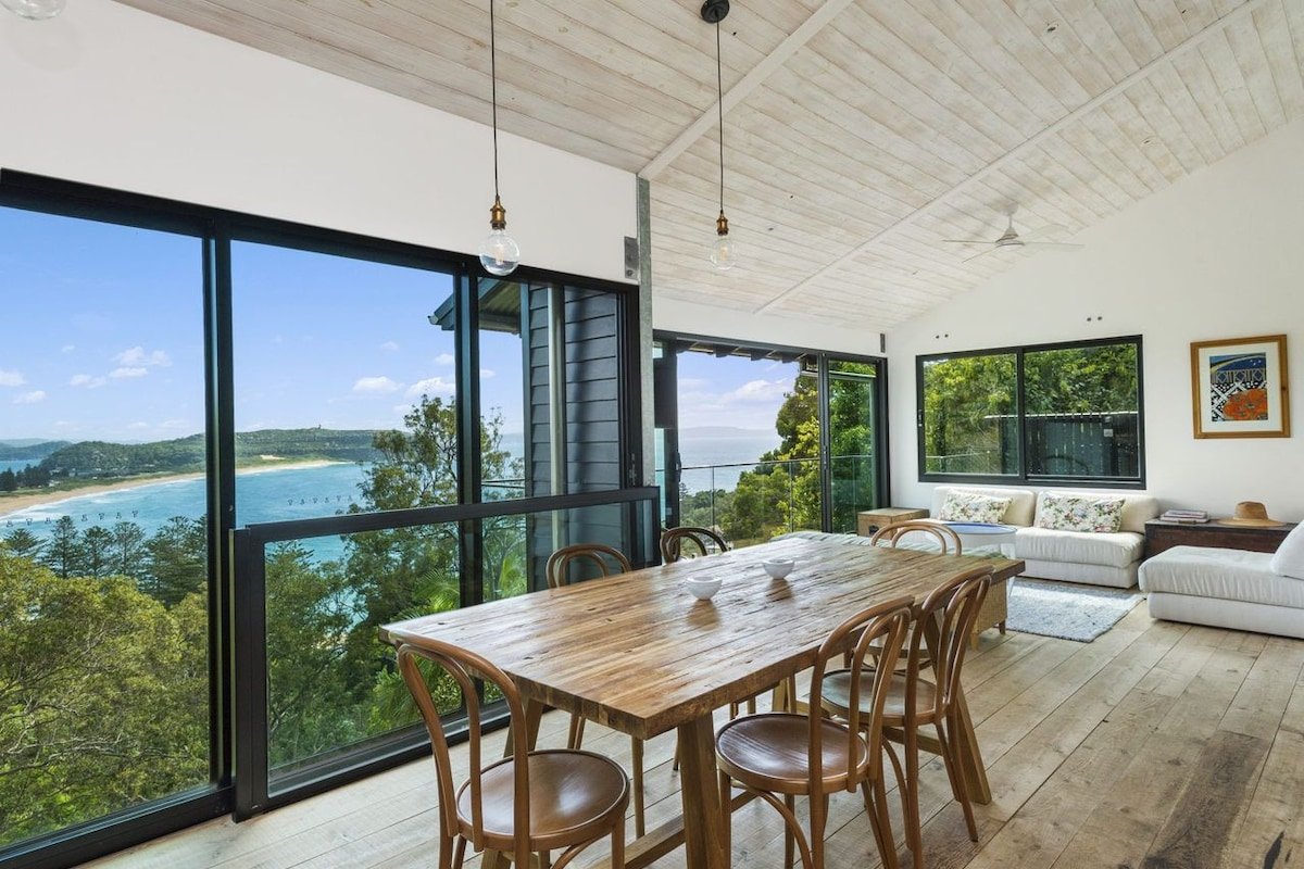 BLACK ZINC by Palm Beach Holiday Rentals gallery image 2