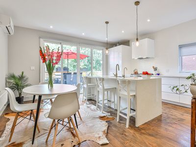 High Park Lux: Sauna •King Bed •Family Friendly