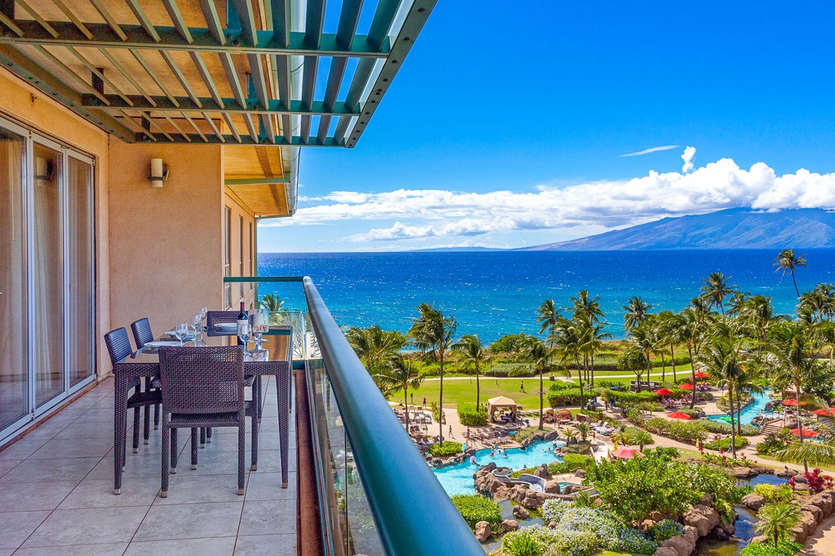 Maui Resort Rentals: Honua Kai Hokulani 748