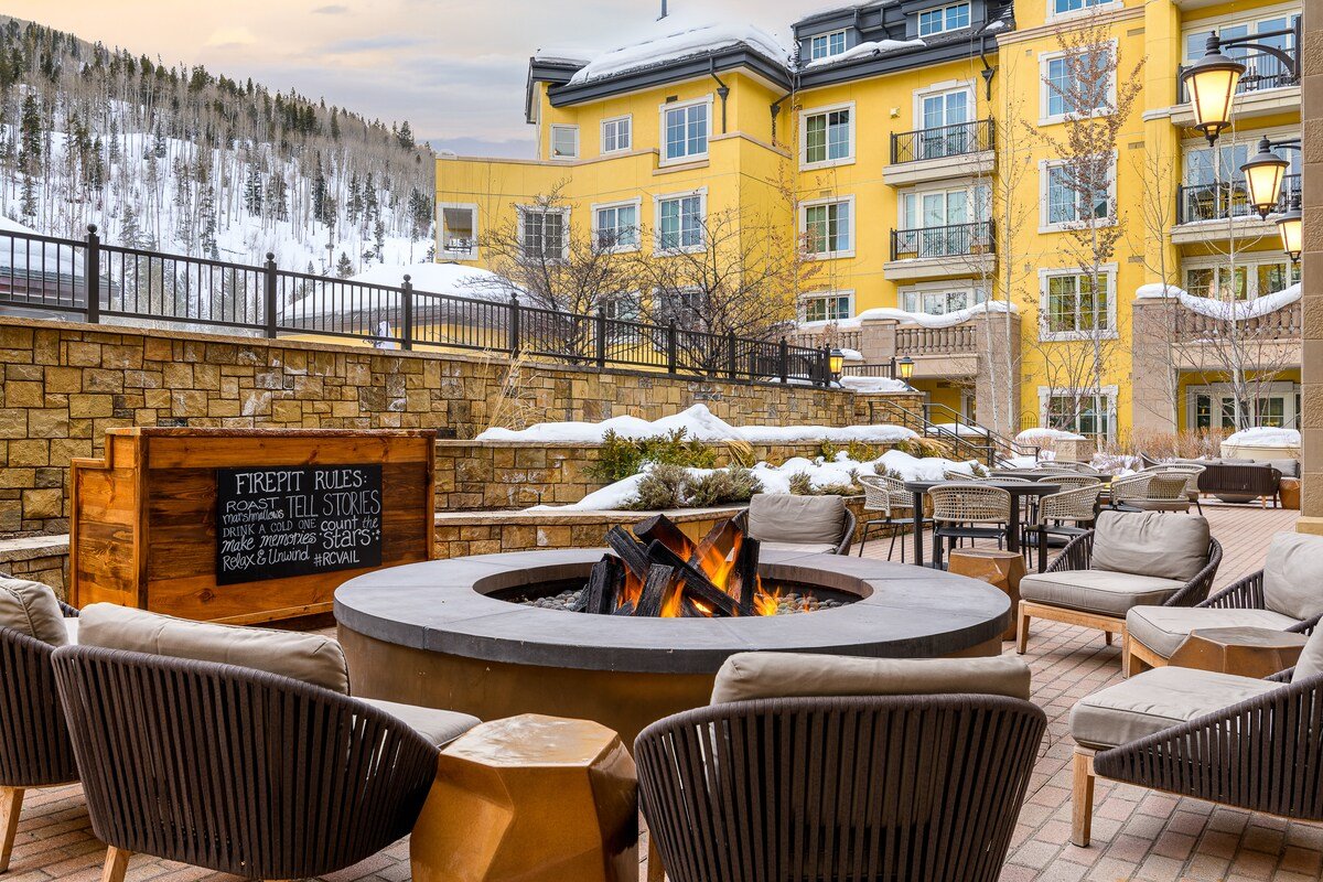 Blue Sky Views At The Ritz-Carlton gallery image 4