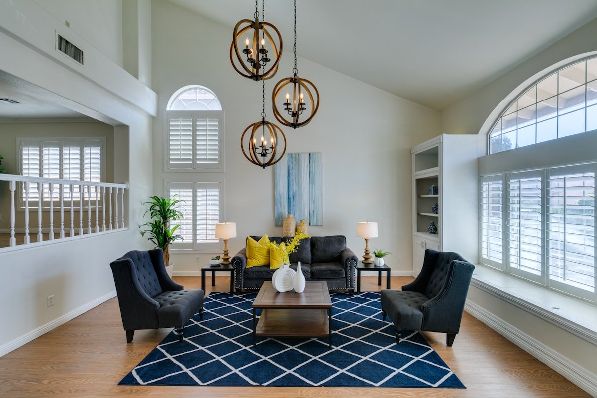 Spacious 5BR w/Optional Heated Pool Near Strip gallery image 4