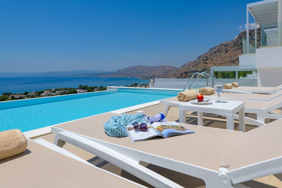 Villa Dione with pool in Pefkos, Lindos area gallery image 4