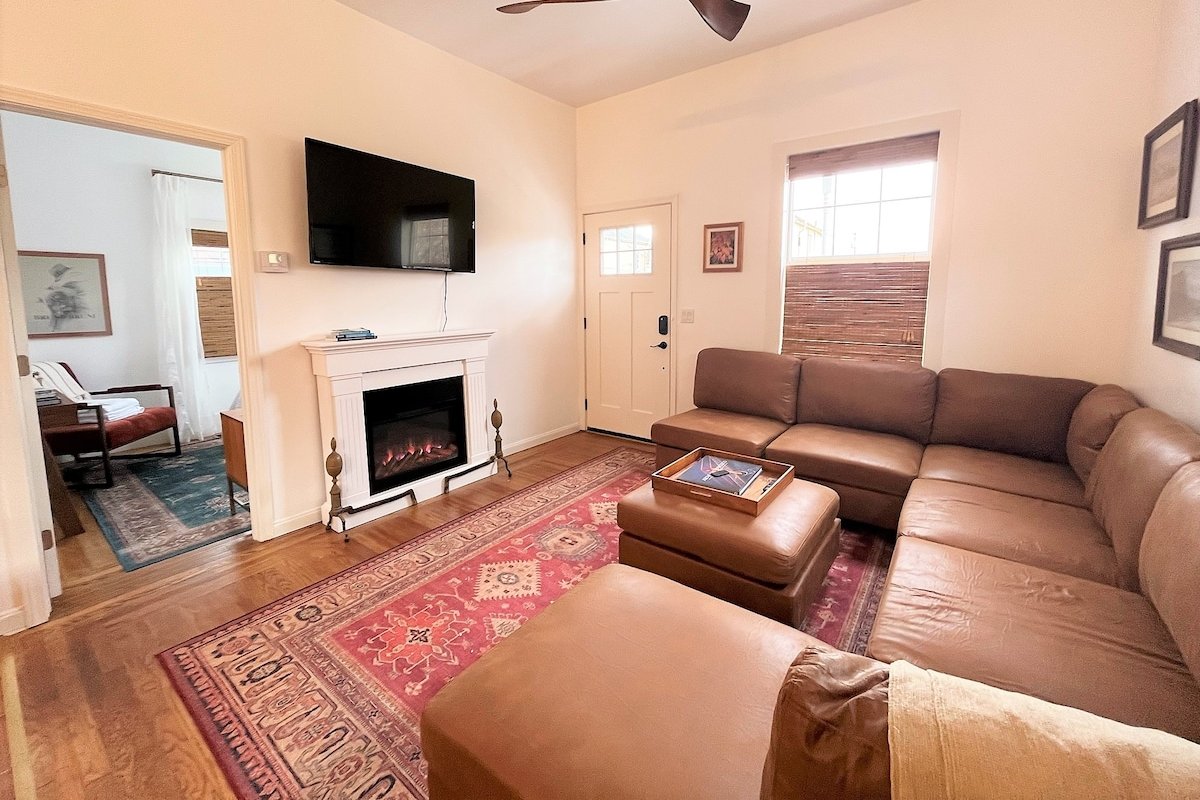 Charming Temescal Retreat gallery image 3