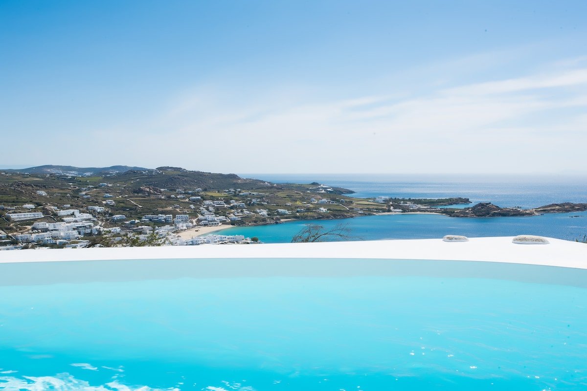 Psarou Summer Villa in Mykonos gallery image 3