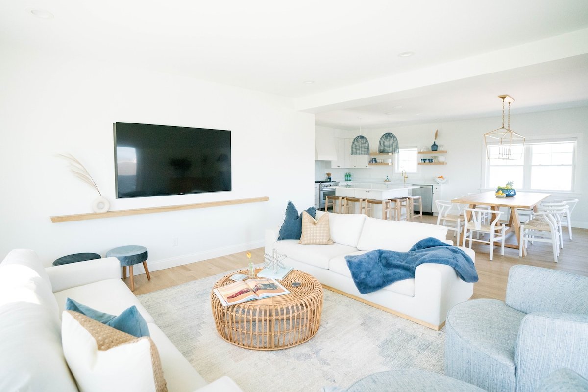 Oversized + Airy | walk to beach~ocean views~yard gallery image 2