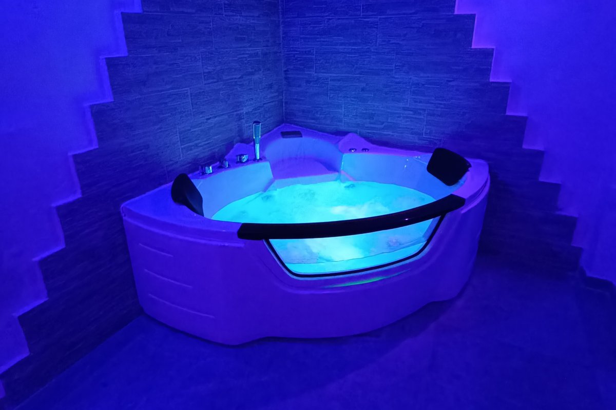 Prestigioso Palazzo Muia con vasca idromassaggio