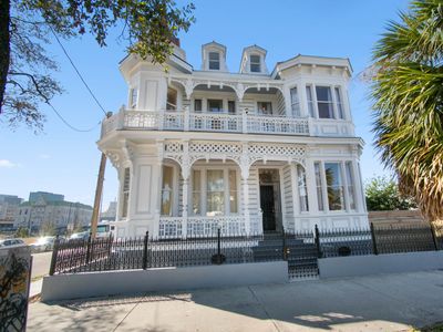 The Orleans House | One of a Kind Historic Landmark w POOL near FQ