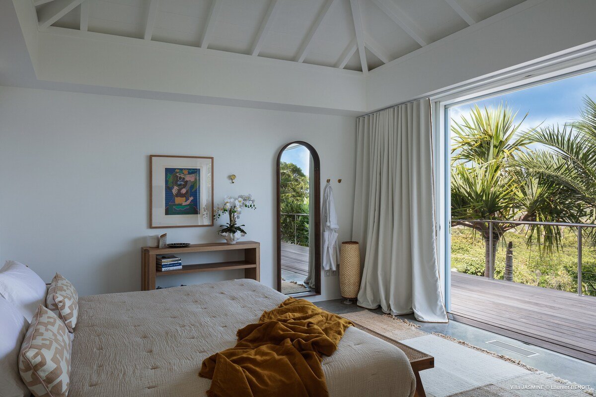 Jasmine gallery image 4