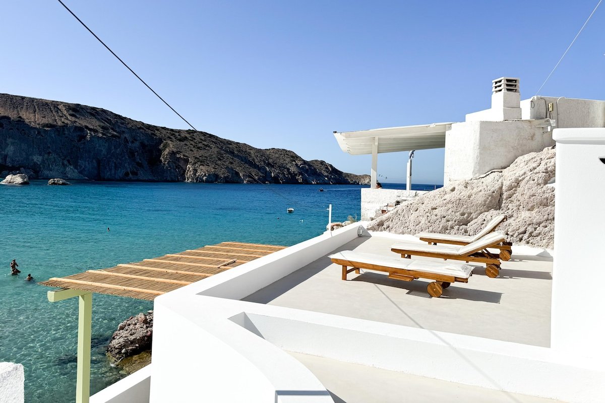 Spilia Milos gallery image 4