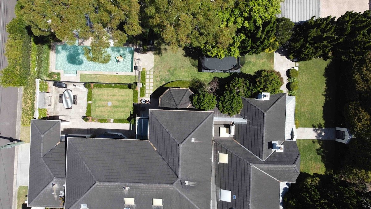 Clovelly – Large, Luxury Family-Friendly House gallery image 4