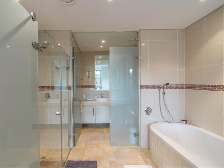 Bathroom - Room