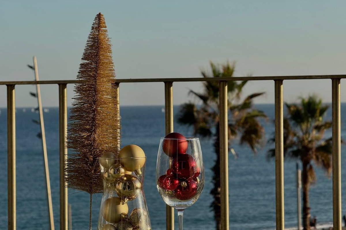 Sea view Barceloneta apartment gallery image 4