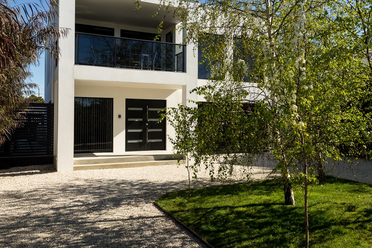 Pearl, for Parties of People