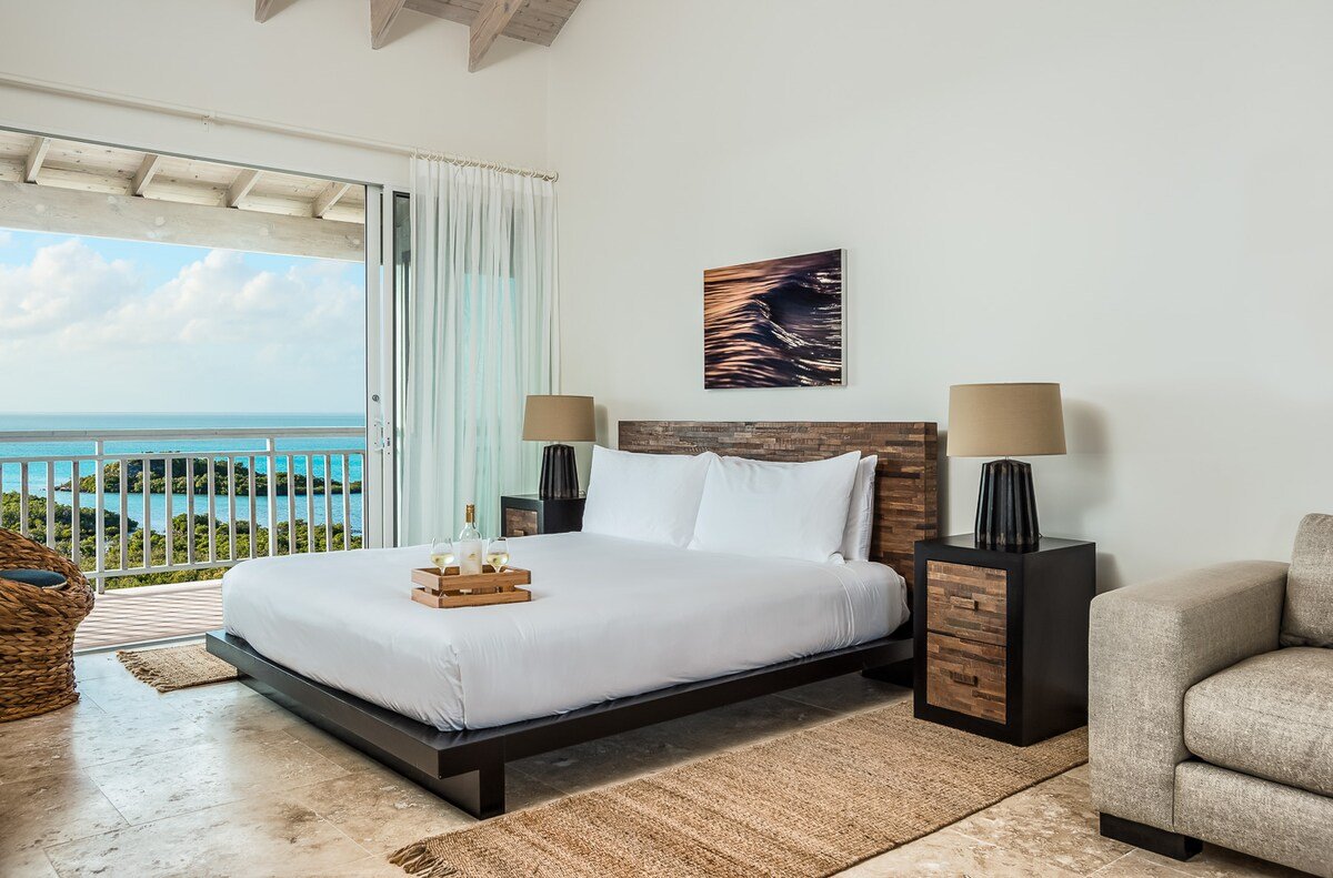 Ridgetop Two Bedroom Ocean View Suite gallery image 3