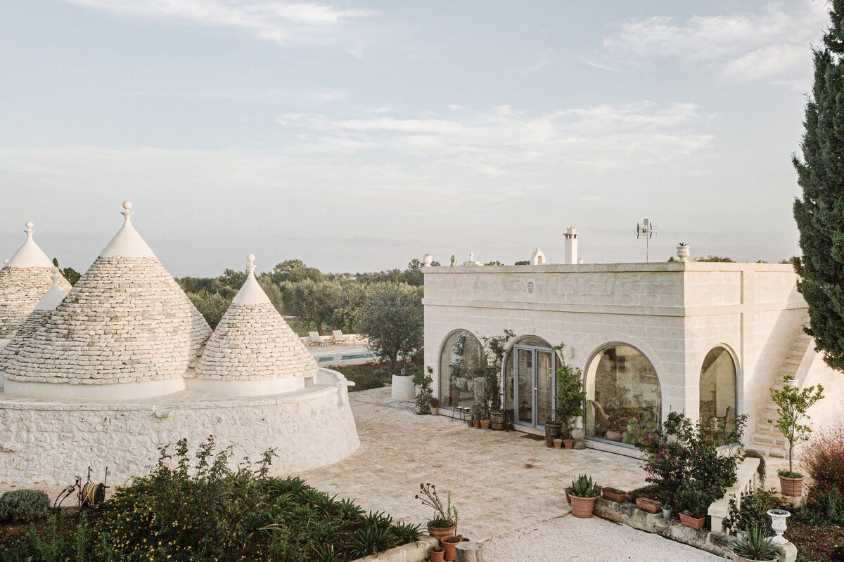 Masseria Silentio with Trullo & Pool in Ostuni gallery image 5