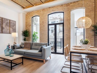 2bd Apt with Terrace. Ruzafa 1b