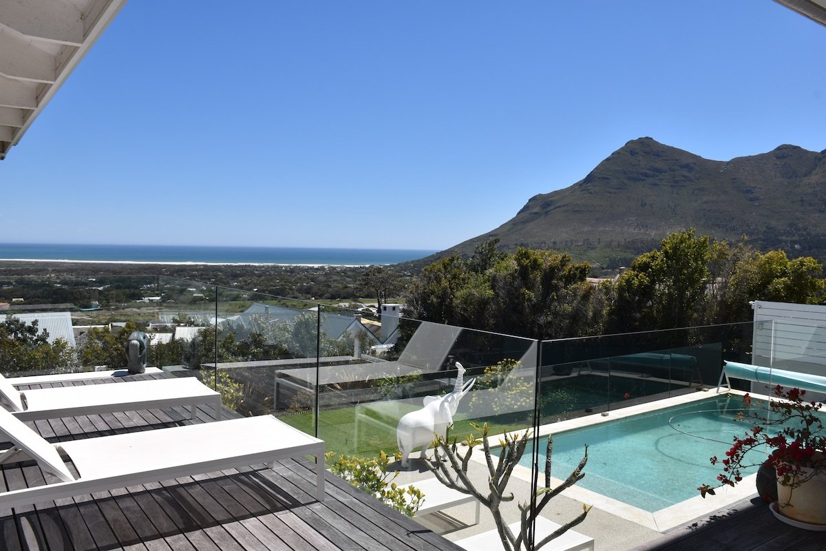 Sunset Paradise Villa gallery image 4